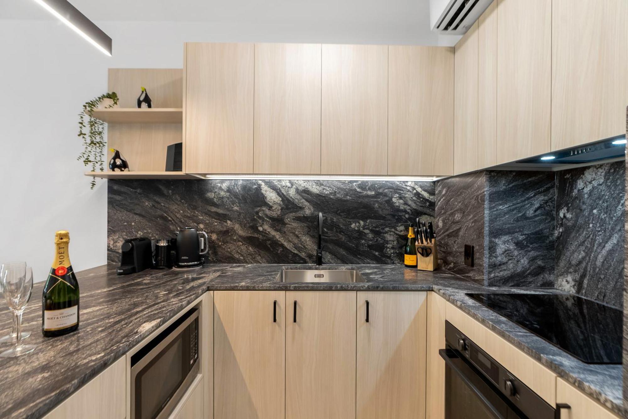 Elysium Private Apartments At Beach Club & Spa Palm Cove Buitenkant foto